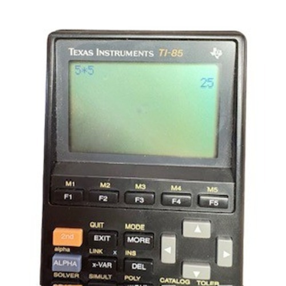 Texas Instruments TI-85 Graphing Calculator Engineering Math Science Pre-Owned - Picture 2 of 4